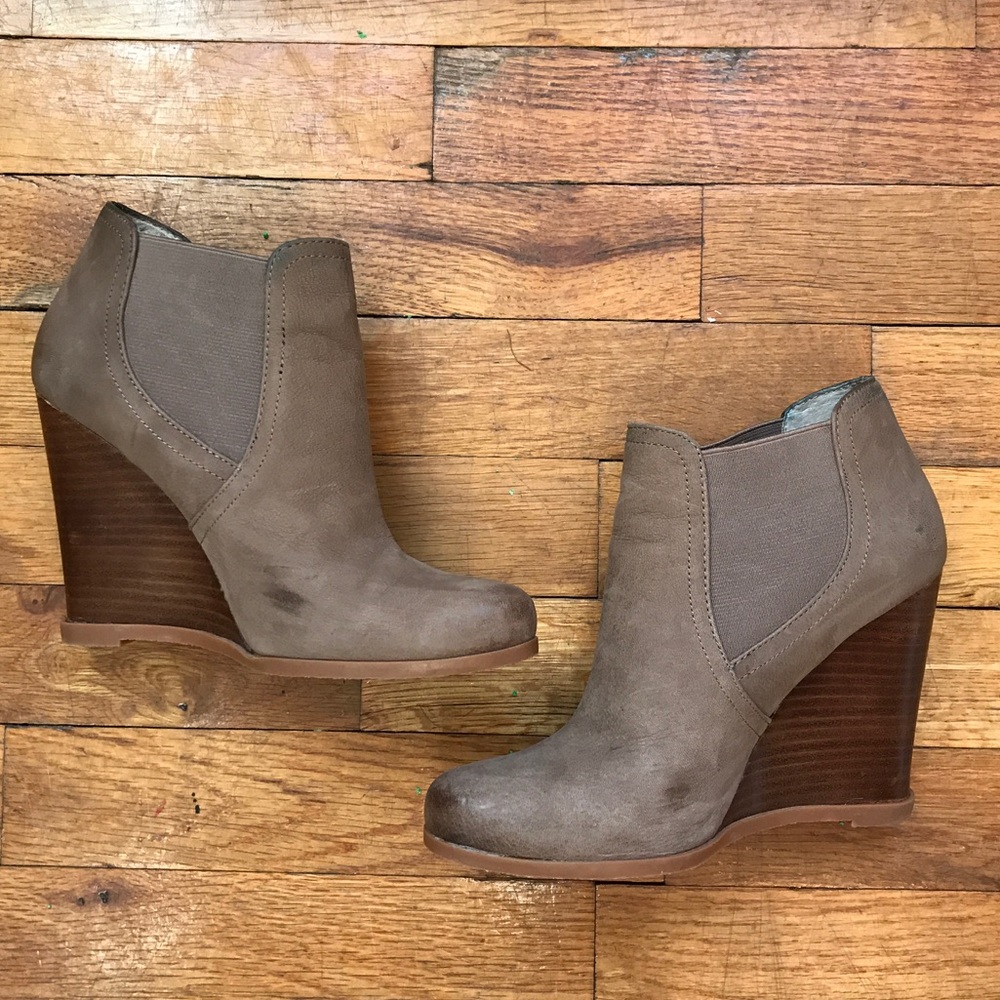 Audrey Brooke Wedge Booties. Size 6.5